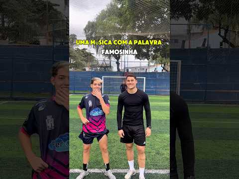Uma música com a palavra FAMOSINHA