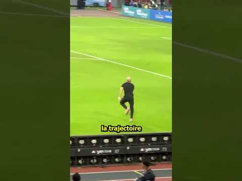 Le garde de Lionel Messi vient de faire une grosse erreur #shorts