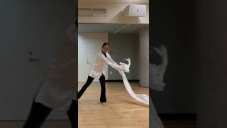 “Plum Blossom Remains” 《梅香如故》| Fei Tian Dancers