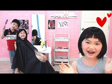 開理髮店在我們的家?朱媽媽剪頭髮~ Opened a Hair Salon In Our House!