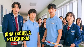 🔥CHICO ACOSADO ENAMORA A LA REINA DE LA ESCUELA CON SUS TECNICAS Y HACE| Mejor Resumen