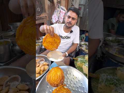 सिर्फ 20/- में देसी घी की जलेबी 🤩 धरती पर स्वर्ग जैसे नाश्ता 😱 #shorts #ytshorts
