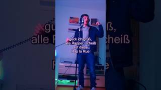 Am Mittwoch geht es weiter mit dem nächsten Track "Push (feat. Algges30)"