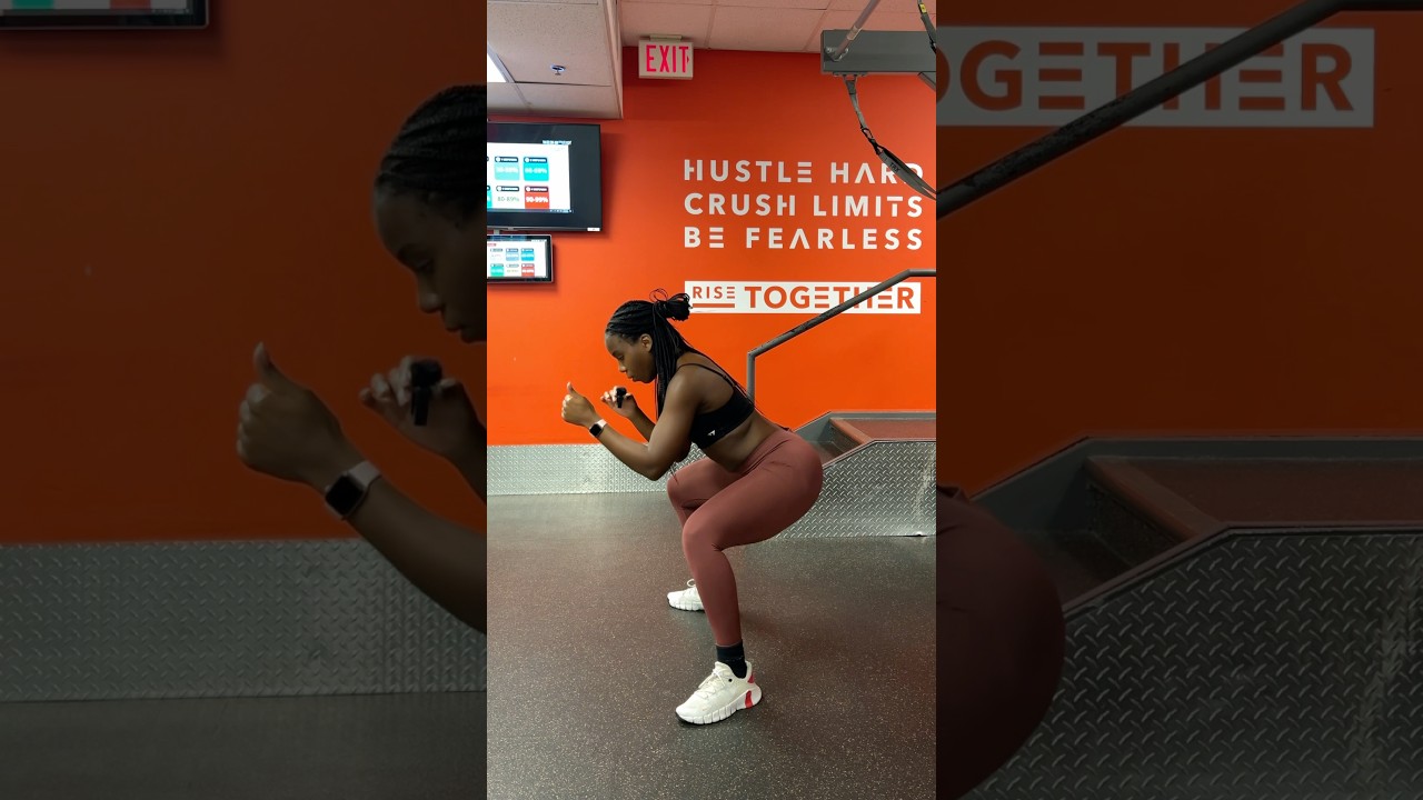 Squat to Knee Raise
