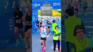 FAKE RUNNER 😂👎 HARD WORK, PASSION, DEDICATION and ENJOYING THE LIFE ❤️ #running #sport #marathon