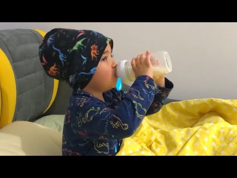 UMUT ARAS RÜYASINDA BEBEK OLDU | BİBERON İLE SÜT İÇTİ