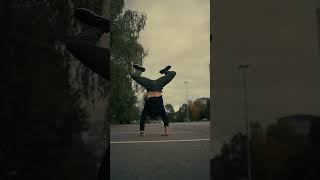 Handstandsprünge #handstandhops #sprünge #jumps #handstand #calisthenics #parkour