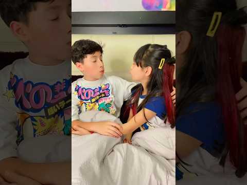 Los niños nos imitan por 24 horas 👩‍❤️‍💋‍👨💋 Corran a verlo aquí en mi canal!