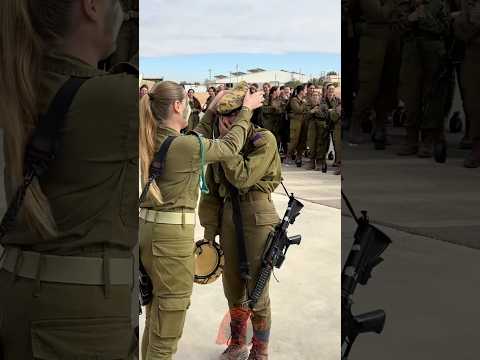 🥹🇮🇱 Emotional Moment for Israeli Soldier