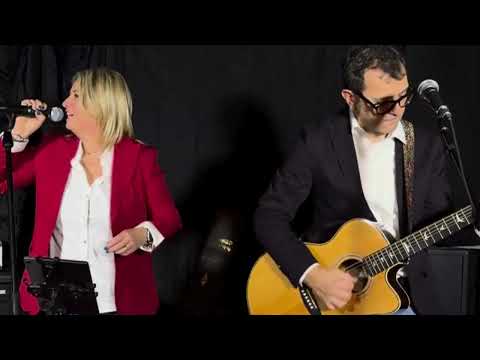 THE TOAST ACOUSTIC DUO