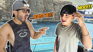 KARIM Y PAPA SE PELEAN EN NUESTRAS VACACIONES!! 😮 | Family Juega