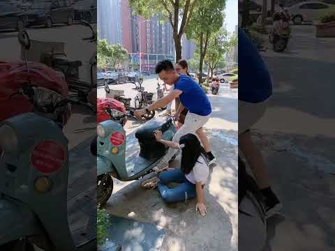 某男子吃饭不给钱竟然是为了这个…… #正能量 #funny #精彩互动 #搞笑 #精彩互动 #搞笑 #comedy