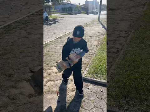 QUANDO CHEGA UMA CRIANÇA GÂNGSTER NA PISTA #shorts