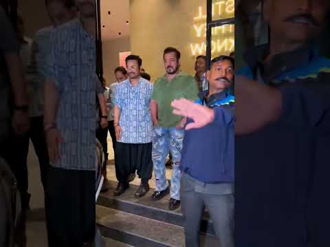 सुनील शेट्टी और आमिर खान की दोस्ती सालों पुरानी थी। #viral #viral #fb #explore #reelsfypシ