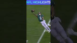DeVonta Smith: One handed Catch | Eagles Wide Receiver #nfl #shorts #highlights #nflplayoffs
