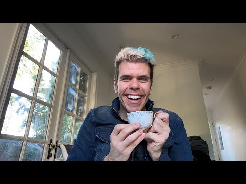 Britney Spears Fans Are Mad At Me! Meghan Markle Wants More! Is Blac Chyna A Victim? Justin Bieber’s New Approach! | Perez Hilton