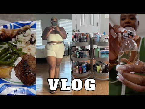 SKINCARE RAMBLINGS 😭 (CURRENT  HYPER-FIXATION) + MOVIE NIGHT WITH THE GIRLS +  BDAY KARAOKE || VLOG