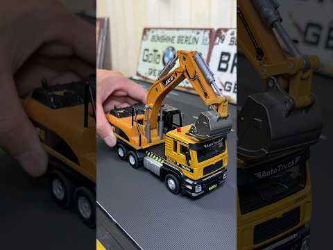 Crane Tractor Model #diecast #satisfying #modelcars #diecastcar #toycars #asmr