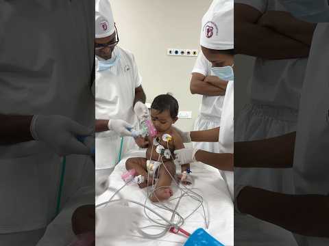 Little Hero Goes to Sleep Bravely