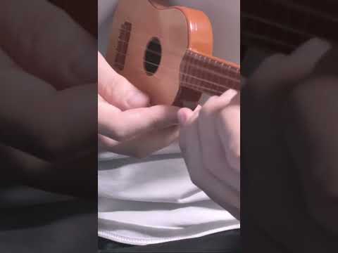 100均のギター意外と遊べる… #shorts