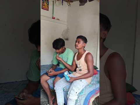 tujhe yaaro me kya bhai mile😂 #ekmotahathighumechala #realfools #viral #funny #reels #comedy