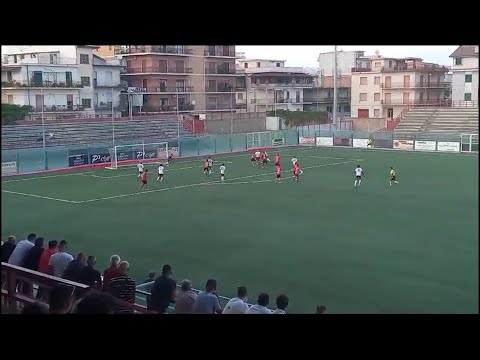 Calcio: Serie D, Locri batte San Luca all'ultimo respiro