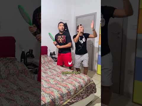 Zanzare nella notte - Parodia LAMBADA Boomdabash, Paola & Chiara #parodia #Boomdabash #paolaechiara