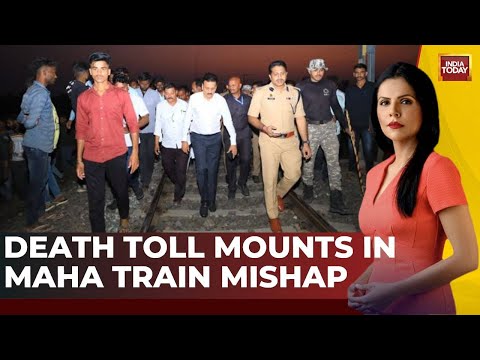 12 Dead In Maharashtra Train Tragedy: Passengers Jump Off Fearing Fire, Hit By Express |Train Mishap