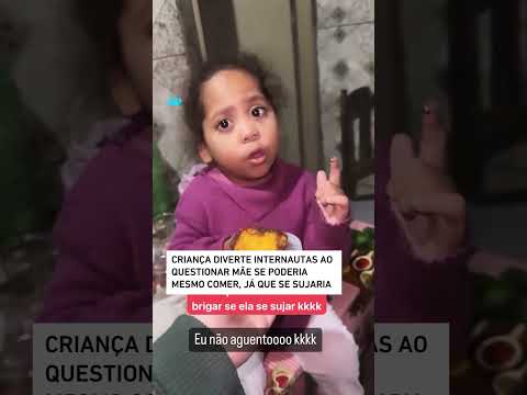 Criança diverte internautas ao questionar mãe se poderia mesmo comer: "Ó, sujou!" #shorts