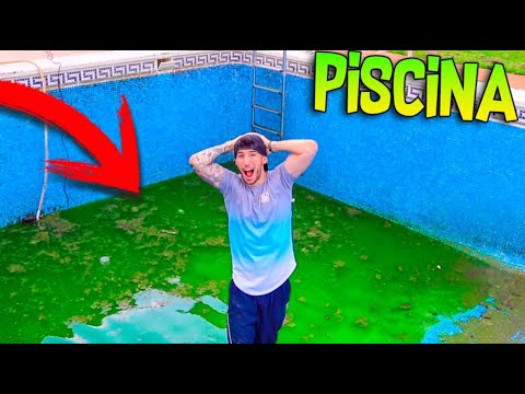 NO CREERÁS LOS TESOROS QUE SE ESCONDÍAN EN EL FONDO DE LA PISCINA !! (LIMPIANDO LA PISCINA) Makiman