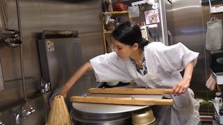 【そば女将】自分でそばを打ち手料理を作り続ける若女将！住宅街にポツンと現われたそば女将の一日に密着