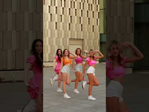 TAG your squad๐ฏโโ๏ธ๐ฏโโ๏ธ #elliesoufi #goodquality #squad #fypใทใviral #brunettes #ayiahsoufi