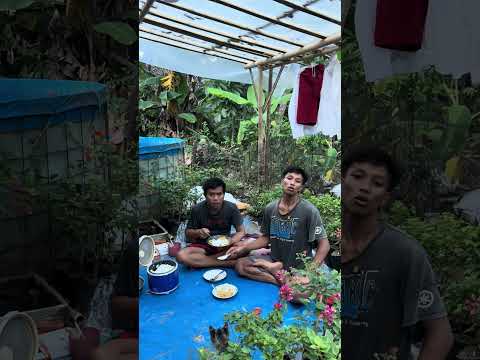 makan mie wajib pakai nasi #shortvideo #shortviral