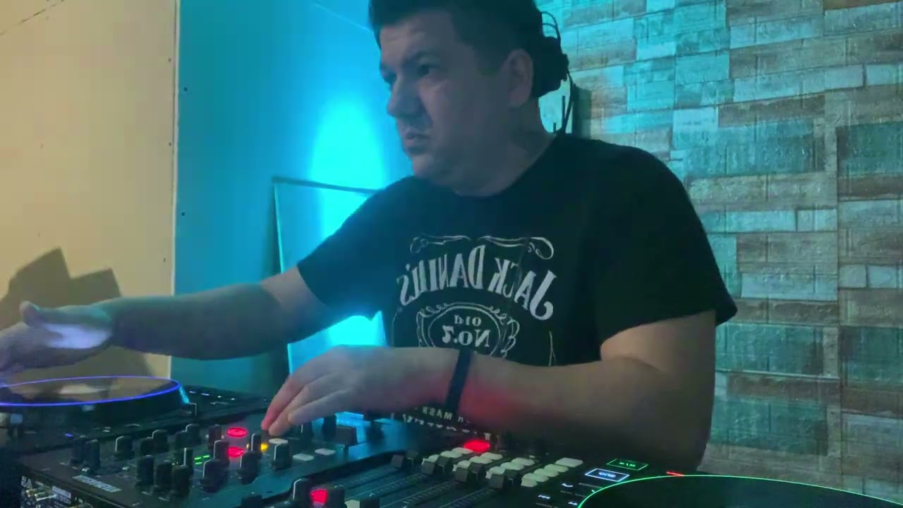 Elby Deejay