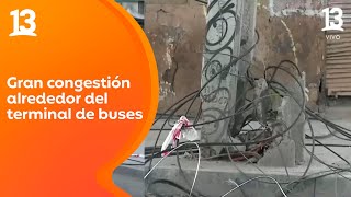 Tacos y calles cortadas: Camión arrasó con cables en las cercanías del terminal de buses| Tu Día