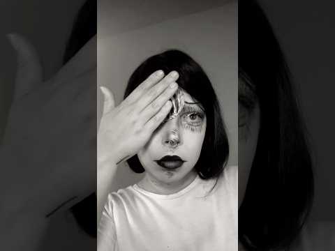 Uzumaki makeup 🌀 #junjiito #uzumaki #halloweenmakeup #makeup #terror #viral