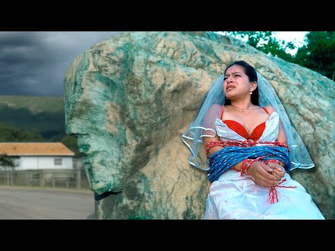 Jamas imagino que su hermana le haria esto el dia de su boda😱