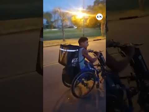 El repartidor de una aplicación en silla de rueda que conmovió el país