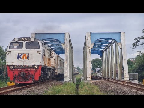 STASIUN DULUNYA KECIL SEKARANG BESAR DAN BANYAK MEMBERHENTIKAN KERETA JJ !