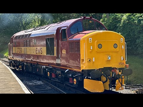 37075 and 37250 power out of Oxenhope heading for Keighley 22/6/24