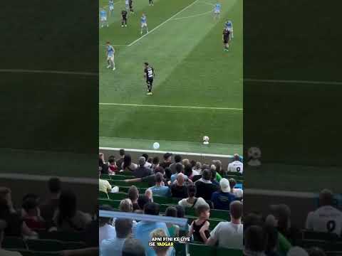 unbelievable balloon tricked the GOALKEEPER #shortsvideo