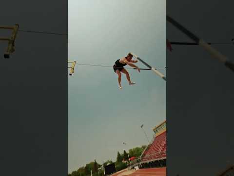 Pole Vault 😱