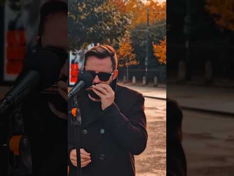 Halloween + tune 😎 Happy Halloween 🎃#buskers #streetperformers #livemusic #halloween #thriller