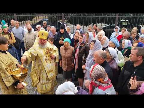 Крестный ход в Свято-Елисаветинском монастыре на Престольный праздник