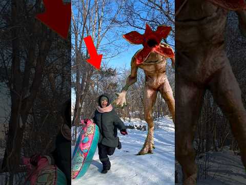 ДЕМОГОРГОН напал на нас в лесу Stranger things #демогоргон #demogorgon #strangerthings