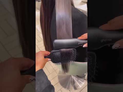 Le styler ghd max est le fer à lisser idéal pour les cheveux longs, épais et/ou bouclés