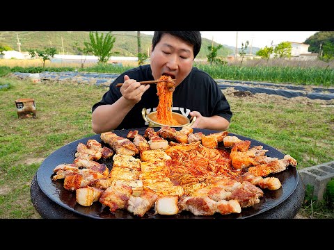 삼겹살, 두부, 김치를 솥뚜껑에 한 번에! 비빔면까지 후루룩~ (Korean BBQ & Tofu, Kimchi) 요리&먹방!! - Mukbang eating show