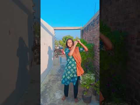 man rah jata ye raja sanak ke #bhojapurihitsong #dancevideo #viraldance #shalumonu #youtubeshort