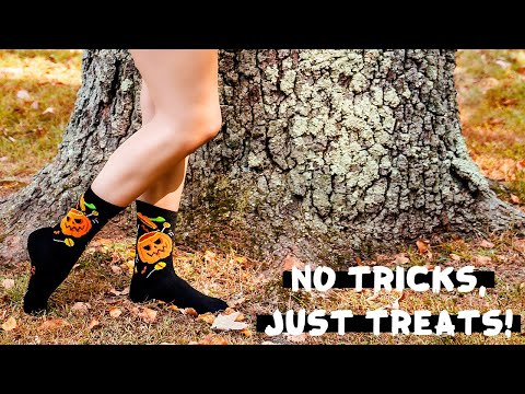 Get Spooky in MeMoi's Halloween Socks ????