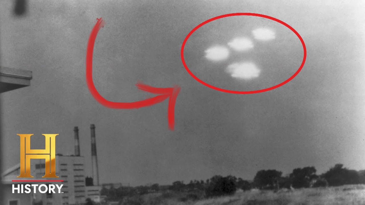 1952 UFO Sighting is Oldest Caught on Camera | The Proof Is Out There (Season 4)